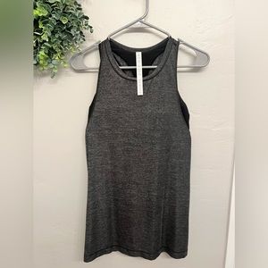 Lululemon Heathered Black 2 in 1 “Extra Mile Tank” Size 8